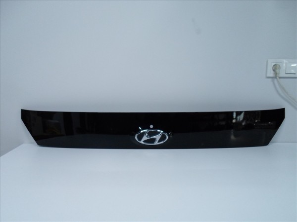 Hyundai İ20 Arka Bagaj Çıtası Plakalık Kaplama (Tırnak Hasarlı) 87311-Q0400 CP HP