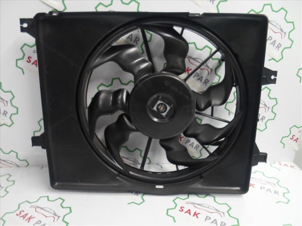 Hyundai Bayon Fan Davlumbazı Ve Motoru Komple Sökme 25380-Q0300 25304-Q0310 YP (HH-110)