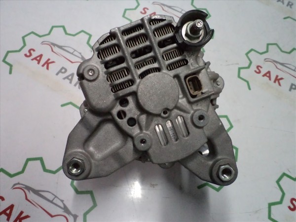 Renault Clio 2  Megane 2  Kangoo Alternatör Şarj Dinamosu Orj 8200373636 YP