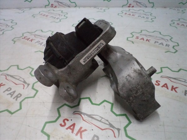 Renault Kadjar Motor Takozu Sağ Orj 112114BA0A CP