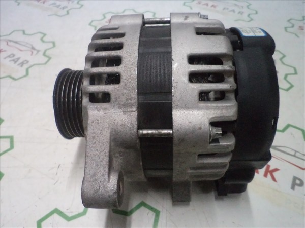 Hyundai İ30 Kia Ceed Şarj Dinamosu Alternatör Orj 3730003815 CP