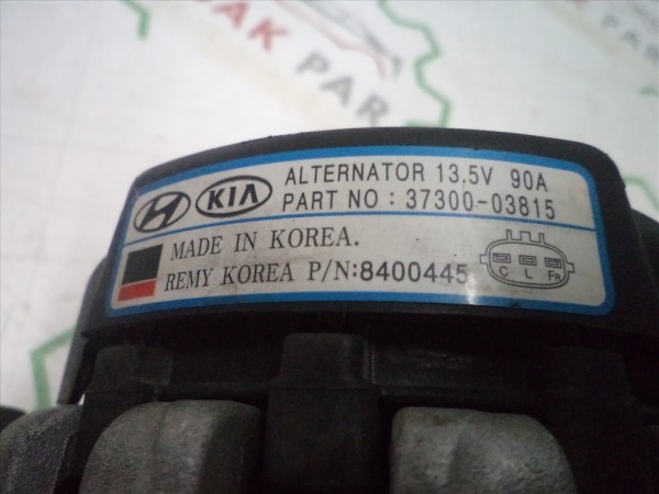 Hyundai İ30 Kia Ceed Şarj Dinamosu Alternatör Orj 3730003815 CP