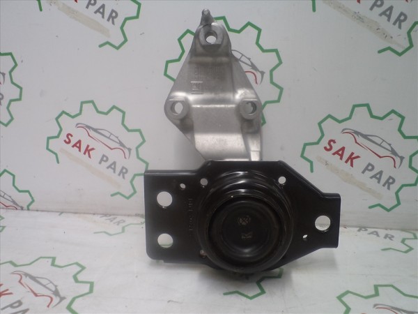 Renault Kango 3 Motor Takozu Kulağı 8200902956 YP