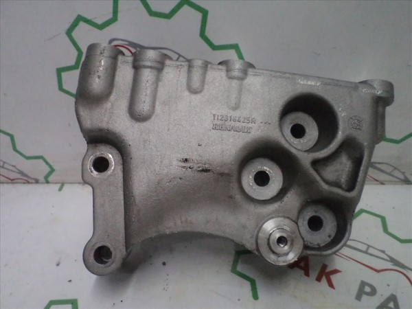 Renault Clio 5 Motor Bağlantı Takozu Orj 112318425 CP