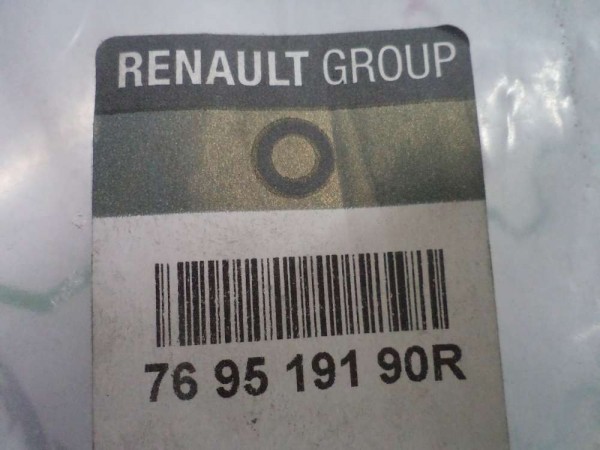 Renault Clio 4 Sağ Ön Kapı Marşpiyel Kaplaması Orj 769519190R YP (GC-120)