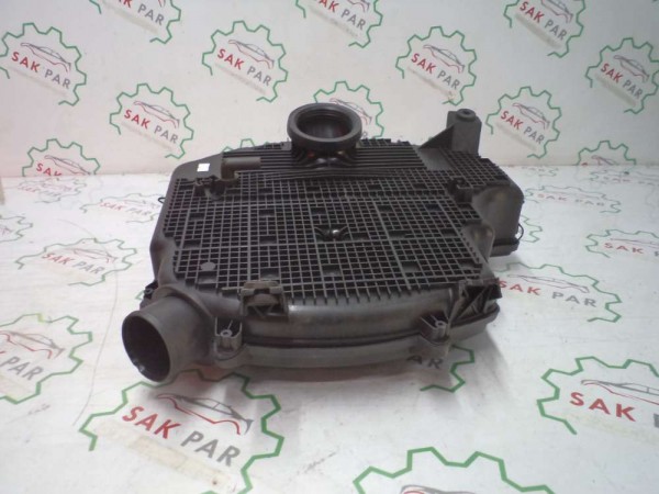 Renault Clio 2 Kango 2 Megane 1 Logan Sandero 1.4 Hava Filtre Kutusu  Orj 8200861204 (HB-110)