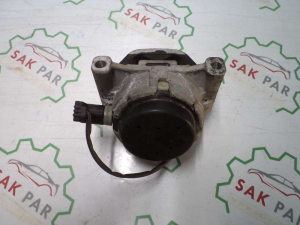 Audi Volkswagen Hidrolik Motor Takozu Sol 4G0199381NE CP