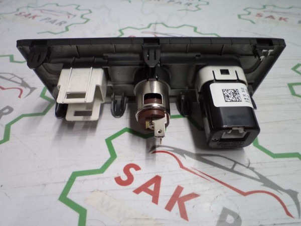 Hyundai İ20 Usb Aux ve Çerçevesi Sökme 96125-Q0020 YP HP (İB-123)