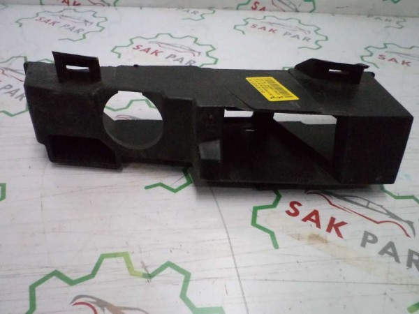 Renault Megane 4 Sağ Tampon Braketi Orj 620937140R YP