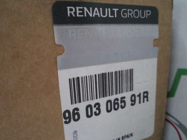 Renault Captur Arka Spoyler Orjinal Sıfır 960306591R YP