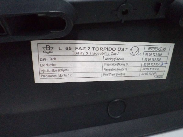 Renault Clio 2 Torpido Göğüs Üst Parça Orjinal Sıfır 8200133960 YP (İC-140)