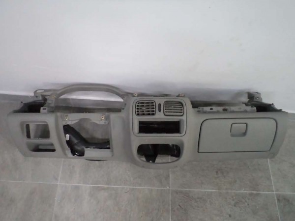 Renault Clio 2 Göğüs Torpido Alt Parça Orjinal Sıfır 8200107801 YP (İB-140)