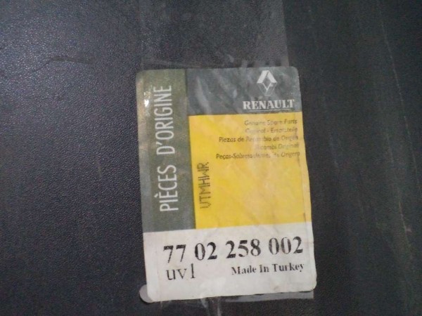 Renault R19 Arka Tampon Kaplama Orjinal Sıfır 772258002 YP (DA-110)