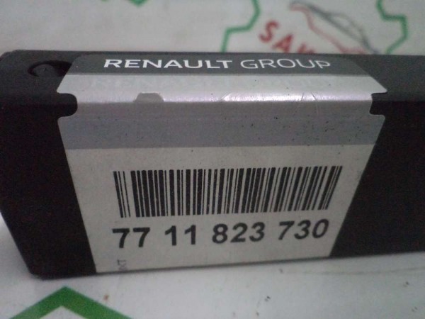 Renault Symbol Krom Bagaj Alt Çıtası Orjinal Sıfır 7711823730 YP (AC-130)