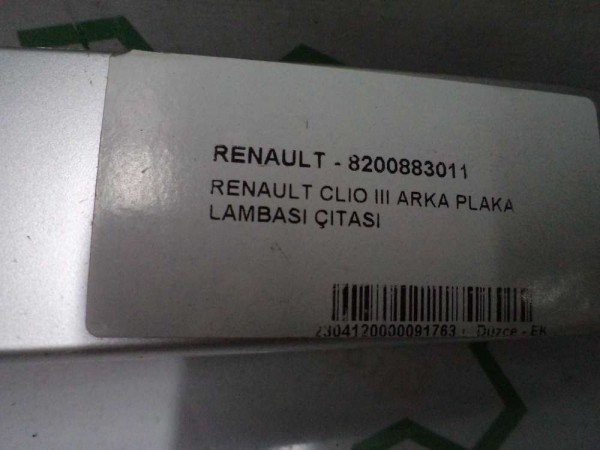 Renault Clio 3 Bagaj Arka Plaka Lambası Çıtası Orjinal 8200883011 YP (EA-120)