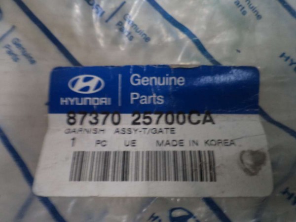 Hyundai Accent Plakalık Bagaj Çıtası Orjinal Sıfır 87370-25700 YP (EA-120)