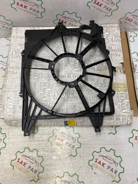 Renault Clio 2 Fan Motor Davlumbazı 7701056374 YP (CB-130)