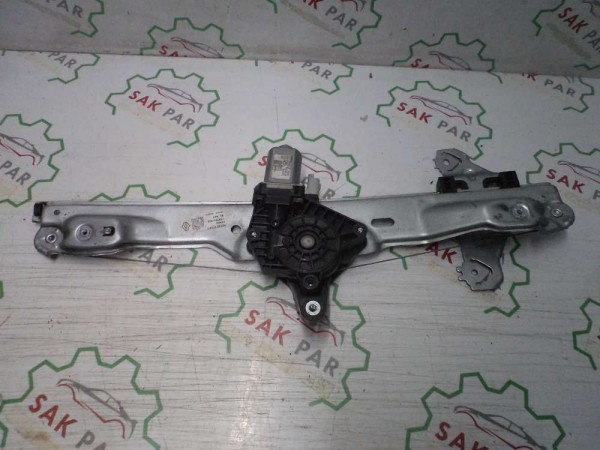 Renault Kadjar Sağ Ön Cam Krikosu Motorlu 807209732R CP (CB-120)