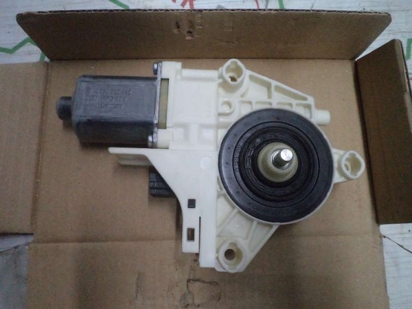 Renault Fluence Sol Arka Cam Mekanizma Motoru Orj 827310012R YP (CA-130)