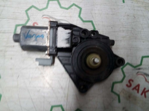 Hyundai İx20 Kia Venga Sağ Arka Cam Kriko Motoru 83460-1P000 CP (CA-130)