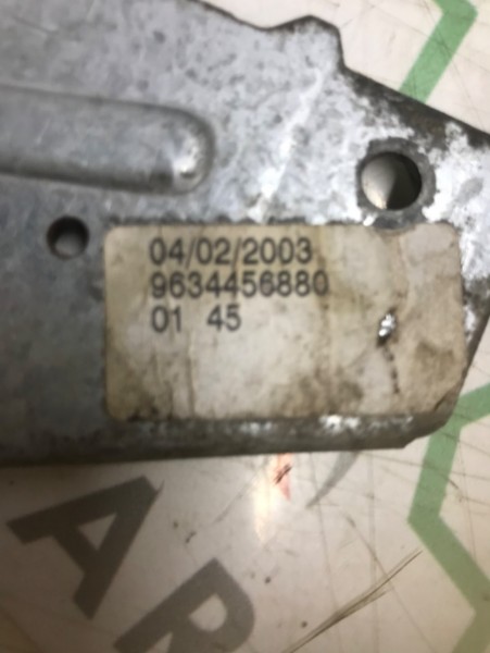 Peugeot 307 Sağ Ön Kapı Cam Krikosu Yay Yürütme Parçası 9634456880 CP (CA-130)